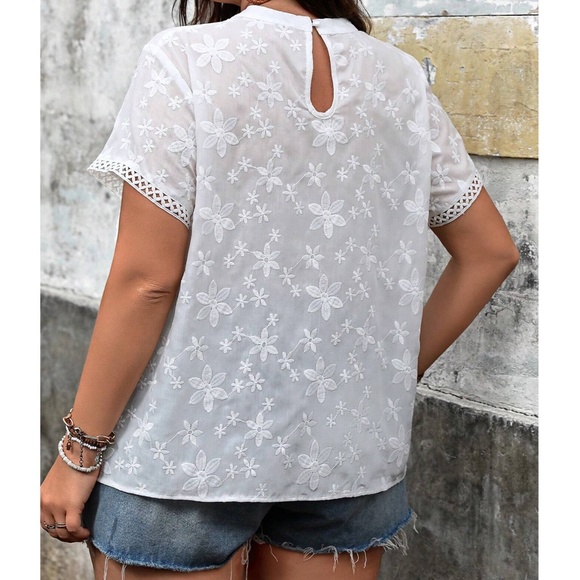 Boho Floral Embroidered Lace Short Sleeve Top - Picture 6 of 7
